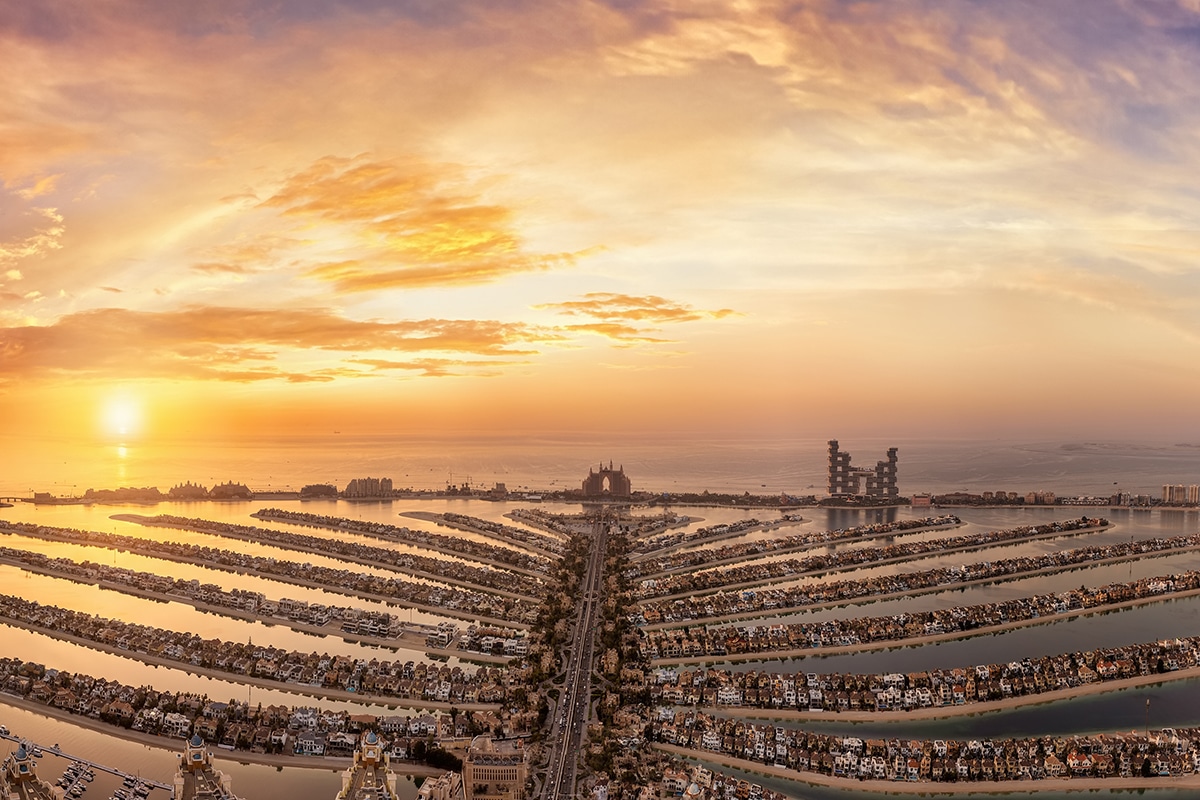 Dubai Real Estate Boom: $4 Billion in Weekly Transactions, Including $35.4M Palm Jumeirah Sale